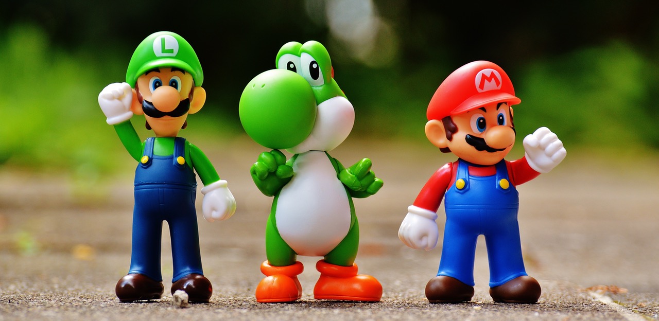 Mario, Luigi and Yoshi figures
